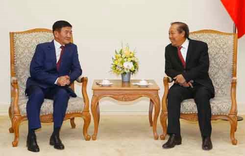 Phó Thủ tướng Thường trực tiếp Bộ trưởng Tư pháp và Nội vụ Mông Cổ - ảnh 1